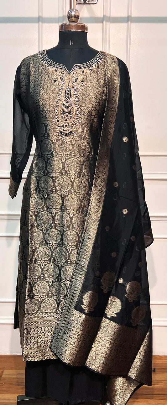 Midnight Gold Elegance – Benaras 3 Piece Straight Cut Suit Set (RT1641)