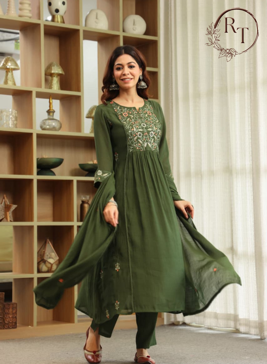 Mull Chanderi Embroidery 3pc Set With Heavy Floral Yoke