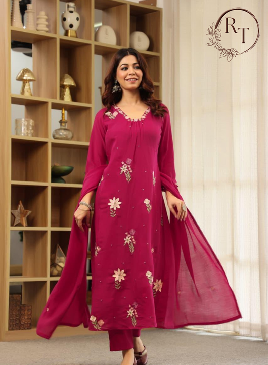 Mull Chanderi Embroidery 3pc Set With Neck Design Floral Motifs