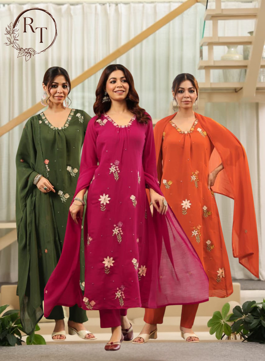 Mull Chanderi Embroidery 3pc Set With Neck Design Floral Motifs